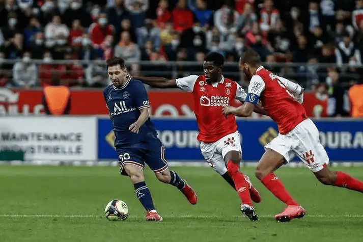 亚眠逆袭成功，巴黎球队处处败退成隐患